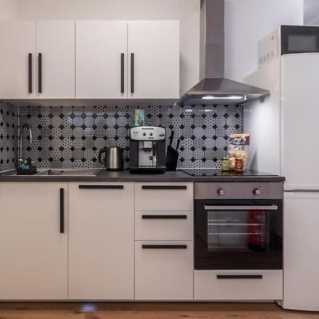 Charming Apartment In Prime Location ハンブルク エクステリア 写真
