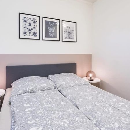 Charming Apartment In Prime Location ハンブルク エクステリア 写真